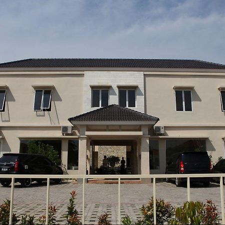 Hotel Roemah Moesi à Medan Extérieur photo