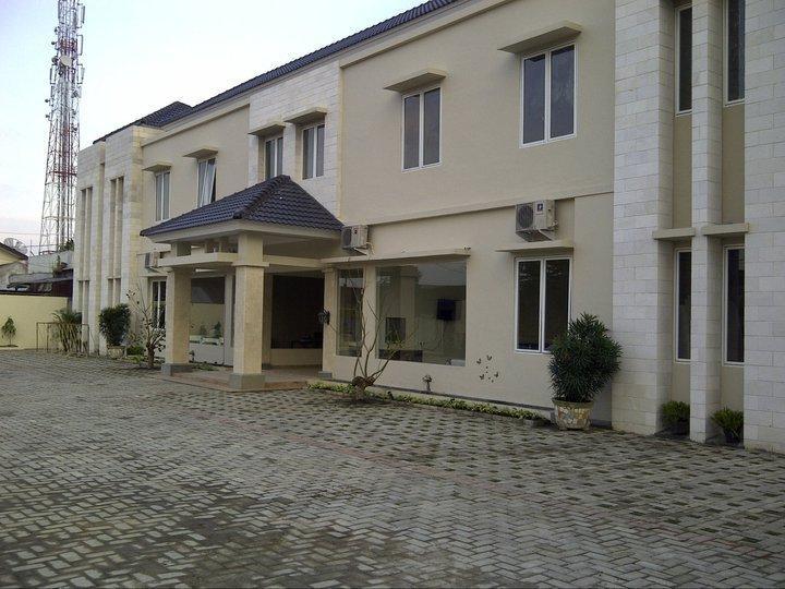 Hotel Roemah Moesi à Medan Extérieur photo