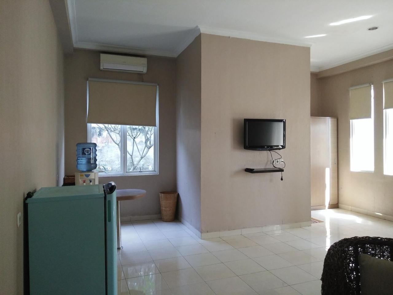 Hotel Roemah Moesi à Medan Extérieur photo